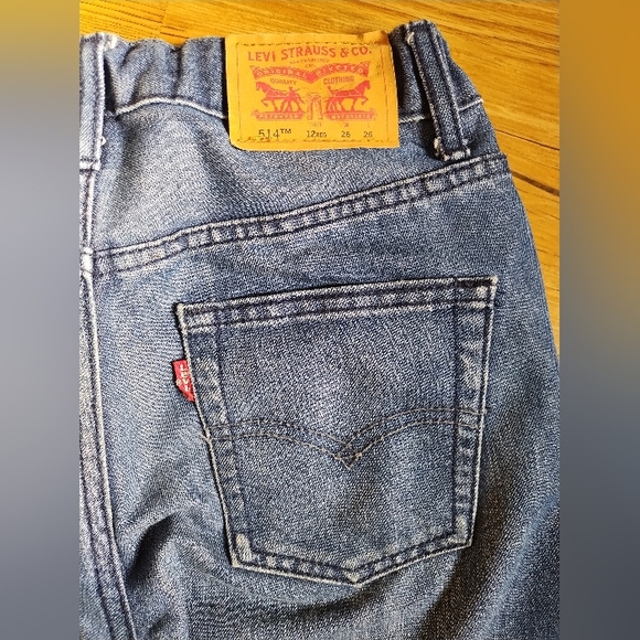 Levi's Strauss & Co. 514 Straight Leg Jeans | 12 Reg (W26xL26) | Medium Wash - Picture 6 of 11